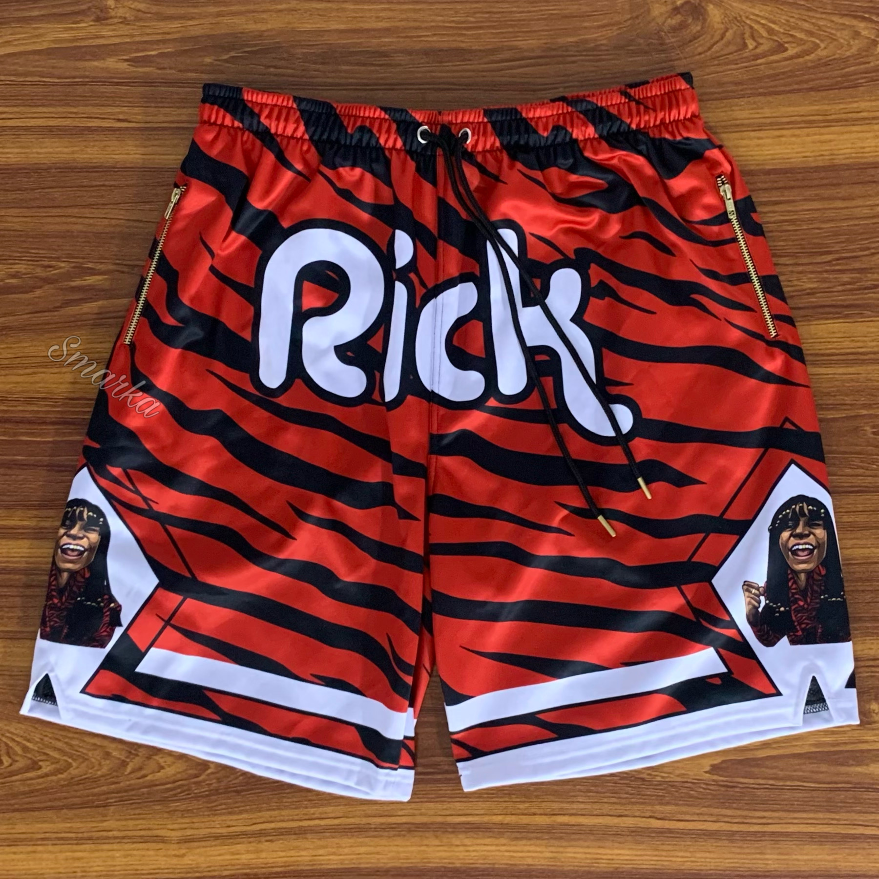 613E0049-DE9C-4630-9C33-5C6ADB3AD909